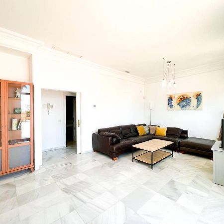 Modern Three-Level Apartment Near The Sea بينالماذينا المظهر الخارجي الصورة