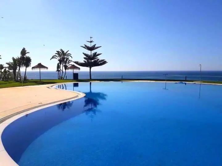 Modern Three-Level Apartment Near The Sea بينالماذينا المظهر الخارجي الصورة