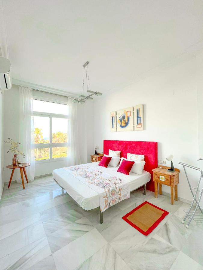 Modern Three-Level Apartment Near The Sea بينالماذينا المظهر الخارجي الصورة