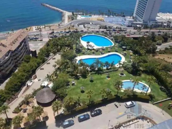 Modern Three-Level Apartment Near The Sea بينالماذينا المظهر الخارجي الصورة