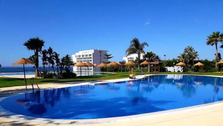 Modern Three-Level Apartment Near The Sea بينالماذينا المظهر الخارجي الصورة
