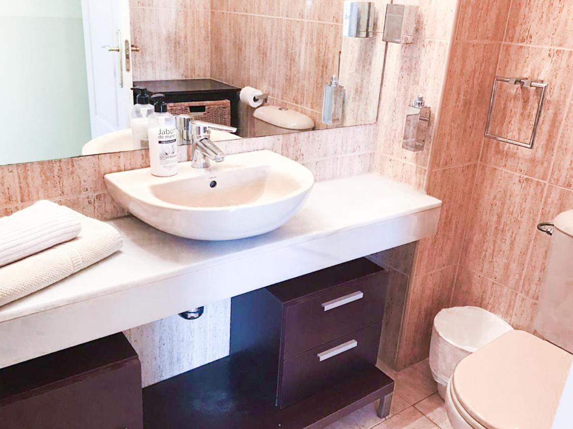 Modern Three-Level Apartment Near The Sea بينالماذينا المظهر الخارجي الصورة