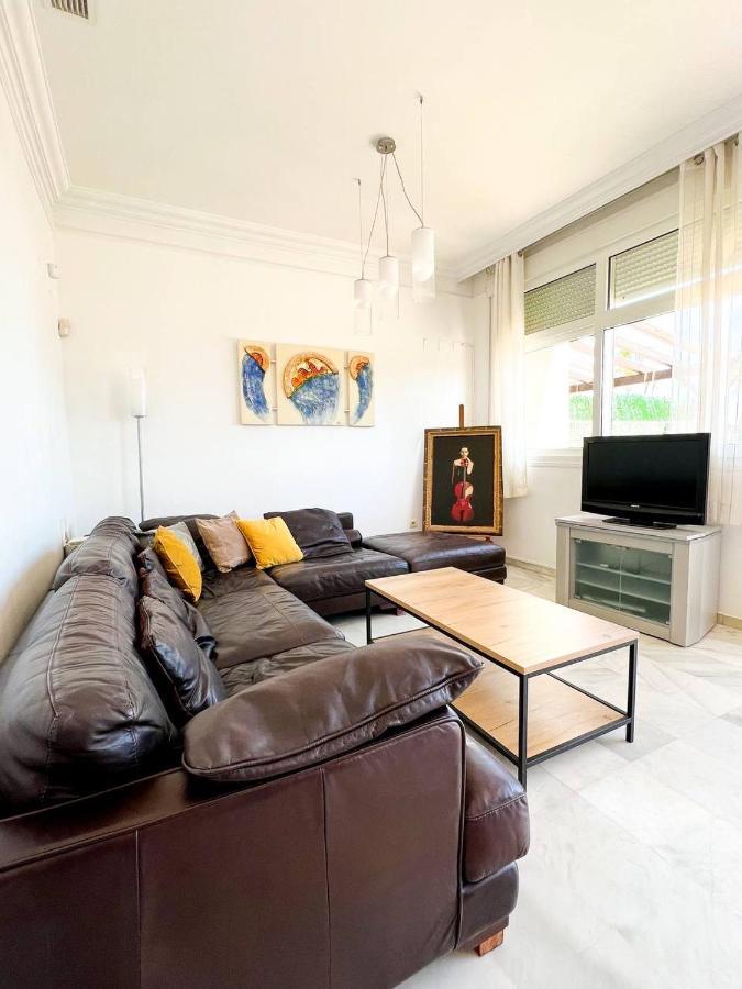 Modern Three-Level Apartment Near The Sea بينالماذينا المظهر الخارجي الصورة